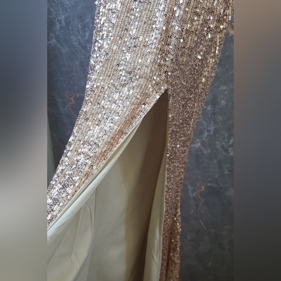 Kalinnu's Gown,‎ For Formals, Proms, Etc.  Rose Gold Sequins, Dress Size (S) - Picture 6 of 15